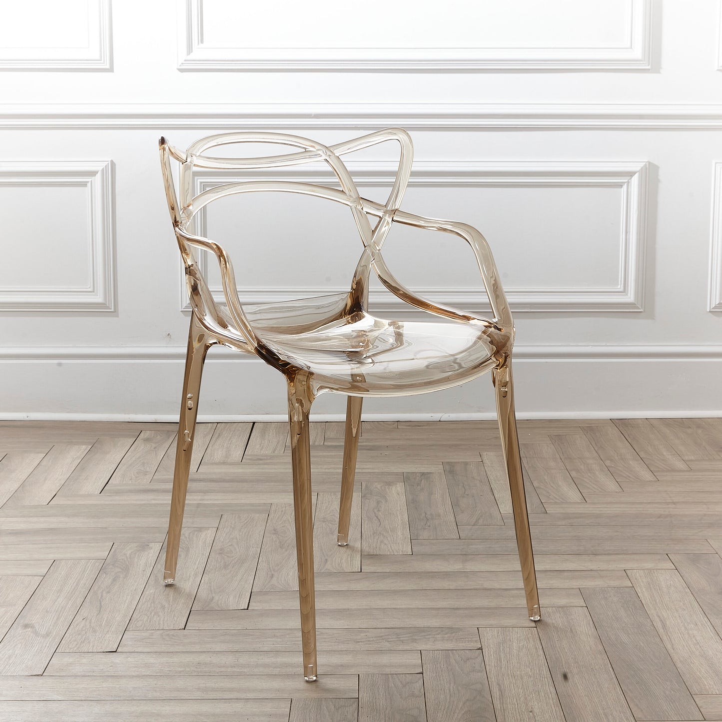 Niches Transparent Tea Inspired Master Indoor / Outdoor Dining Chair