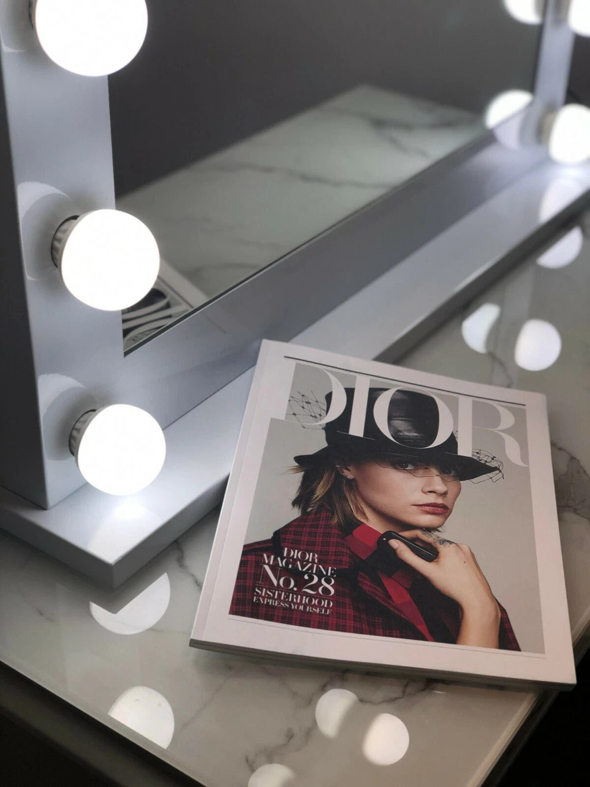 Niches 'LITE' Hollywood Makeup White 14 Bulb Dimmable Vanity Mirror
