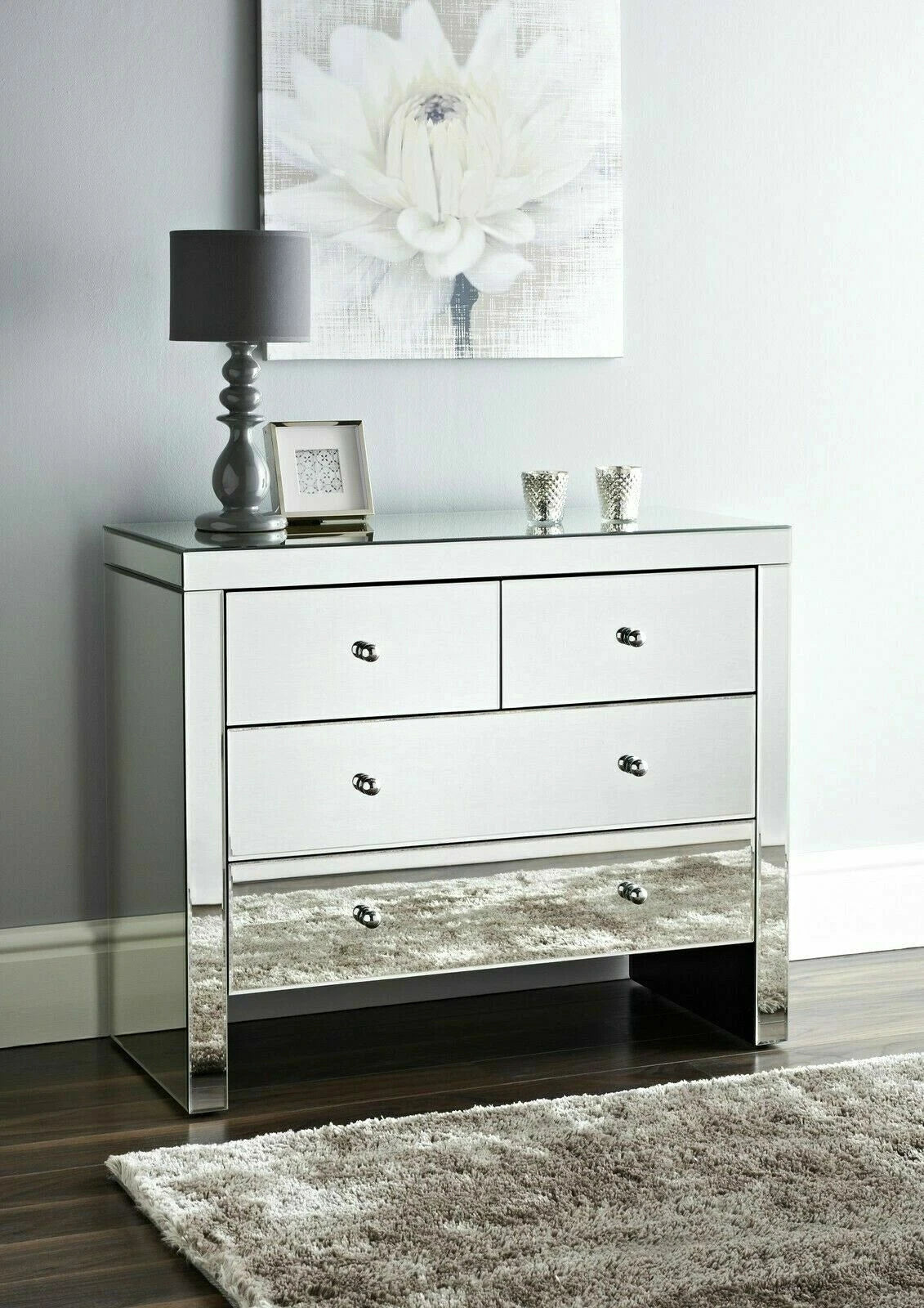 Mirrored 2 over 2 Chest of 4 Drawers.