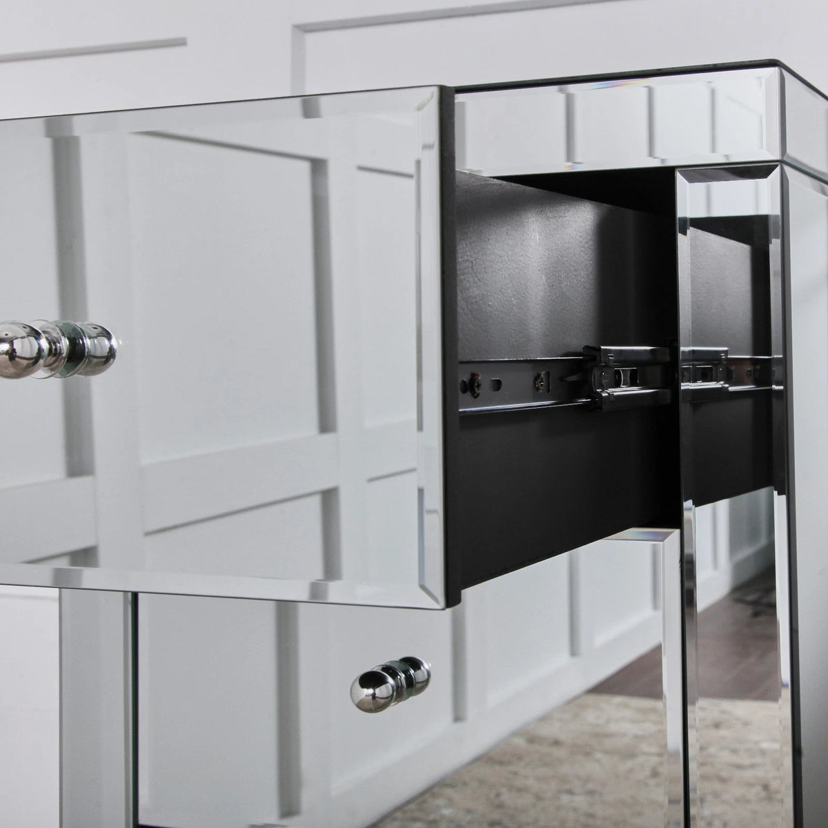 Set of 2 Mirrored 3 Drawer Bedside Tables