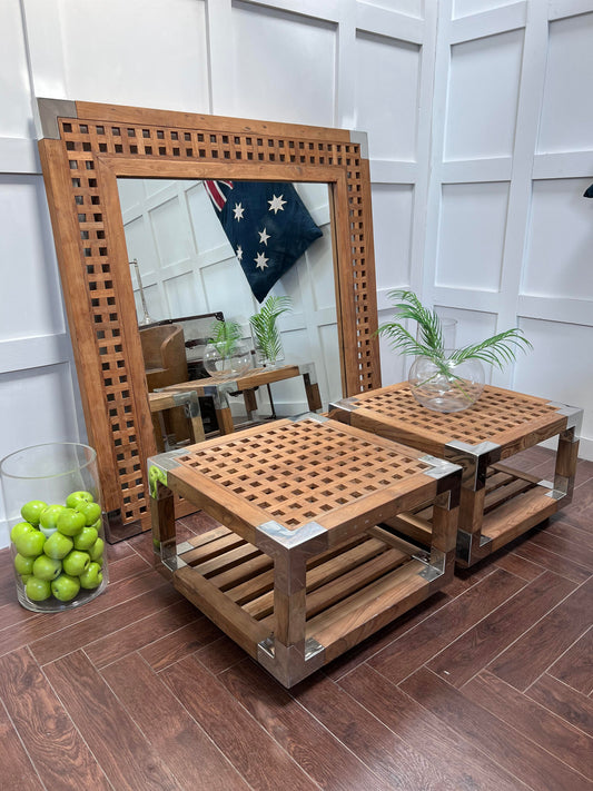 Knuckle Joint Side Table 60x60 Timothy Oulton